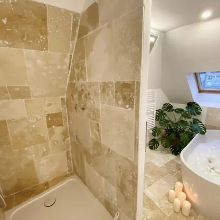 La Casa Terracotta - Centre , Spacieux & Confortable شقة